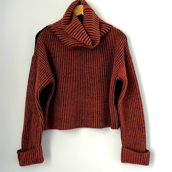 Nordstrom TOPSHOP Cowl Neck Sweater Size XS (2) - Picture 5 of 12